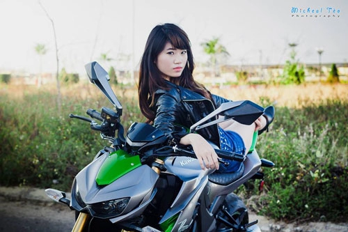 Kawasaki z1000 2014 đọ dáng cùng người đẹp