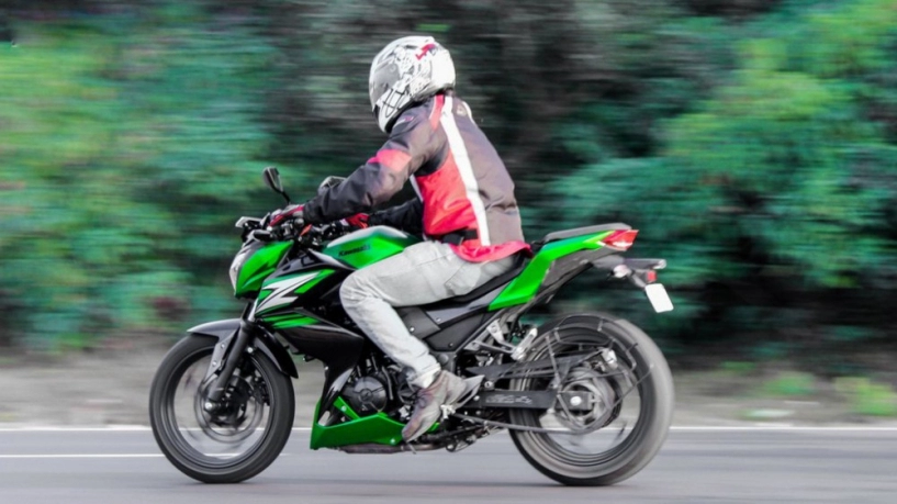 Kawasaki z250 mẫu nakedbike tầm trung đáng sở hữu