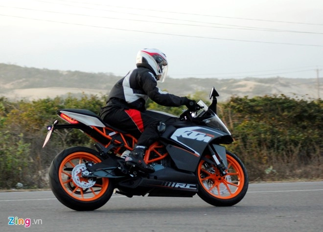 Lái thử ktm rc 200 chiếc xe sportbike giá rẻ