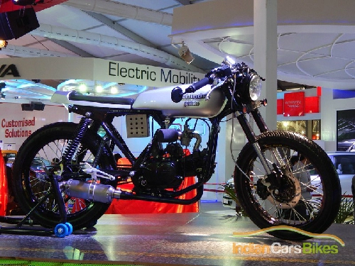 Mẫu độ concept cafe racer và scrambler của mahindra