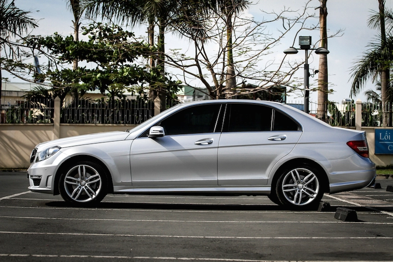 Mercedes c-class w204 đẹp hơn khi độ bodykit c63 amg