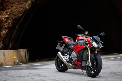 Nakedbike s1000r mạnh mẽ của bmw