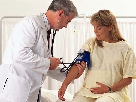 Những biến chứng nguy hiểm trong quá trình mang thai và sinh nở