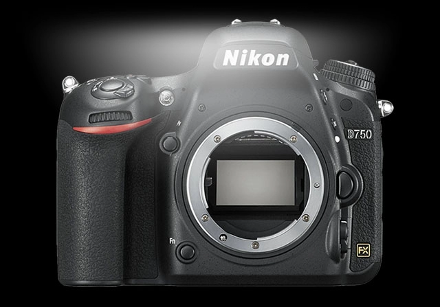 Nikon gặp rắc rối với lỗi vệt sáng lạ trên d750