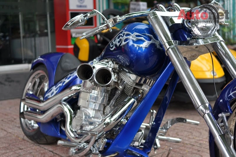 Siêu môtô big dog custom one với động cơ 2000cc tại việt nam