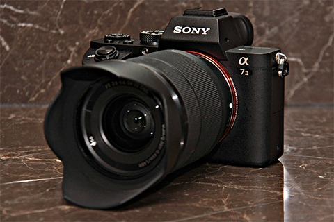 Sony a7 ii gặp vấn đề với hệ thống chống rung bên trong thân máy