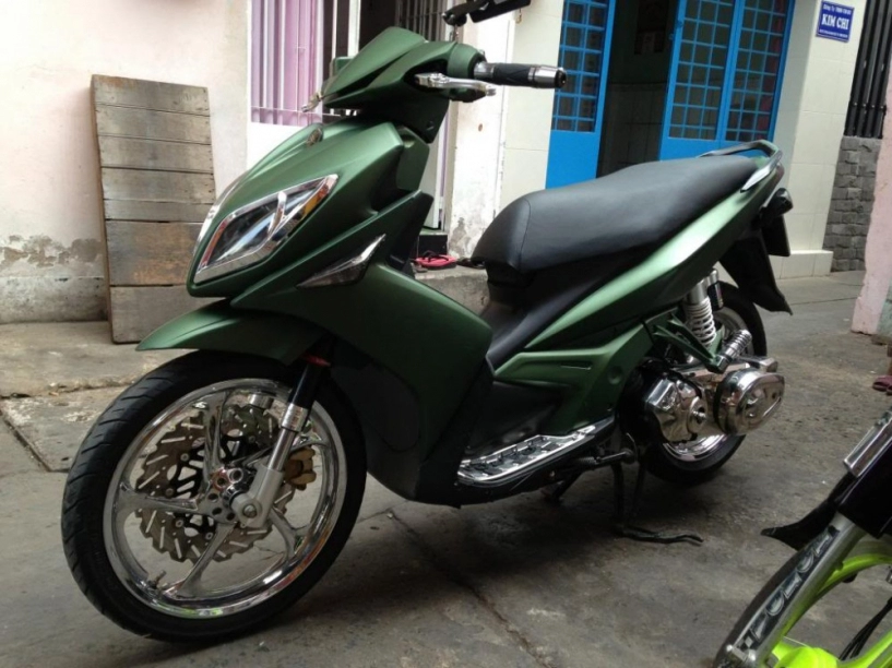 Yamaha nouvo lx xanh nhám đơn giản như đang giỡn