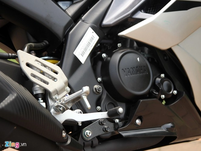Yamaha r15 và honda cbr150 2015 so sánh chi tiết