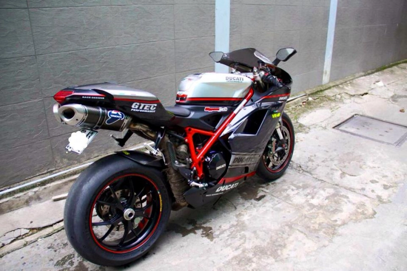 Biker việt độ nhẹ ducati 848 evo corse se của 