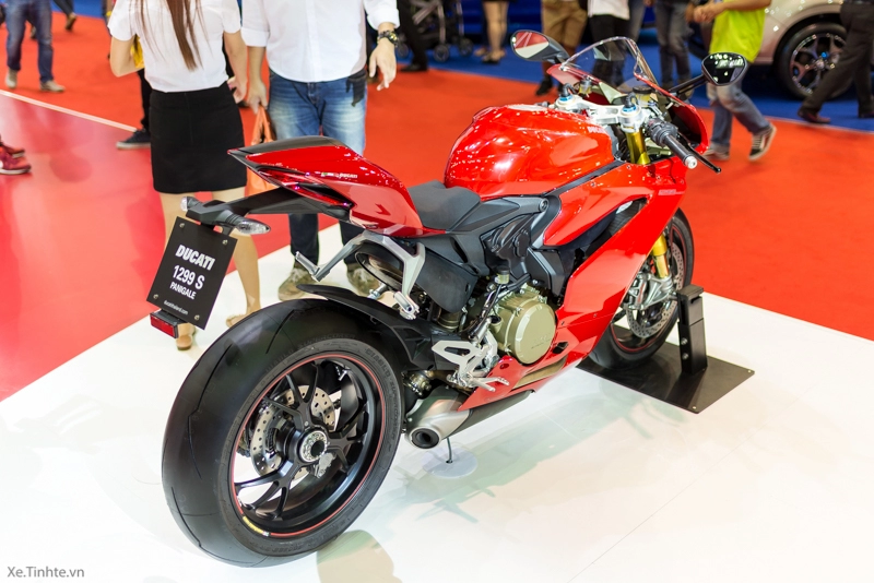Cận cảnh ducati 1299 panigale s tại bangkok motor show 2015