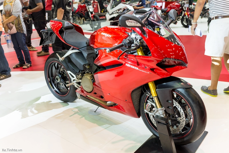 Cận cảnh ducati 1299 panigale s tại bangkok motor show 2015