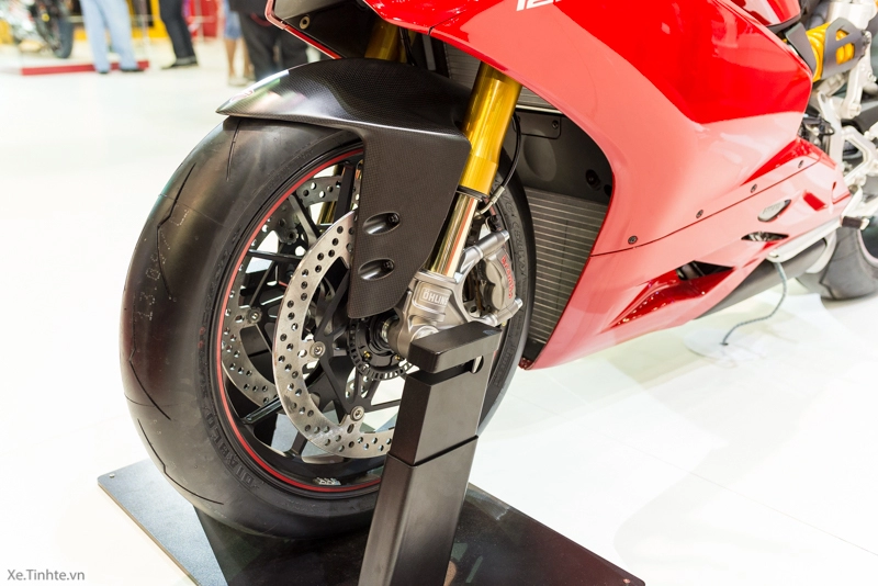 Cận cảnh ducati 1299 panigale s tại bangkok motor show 2015