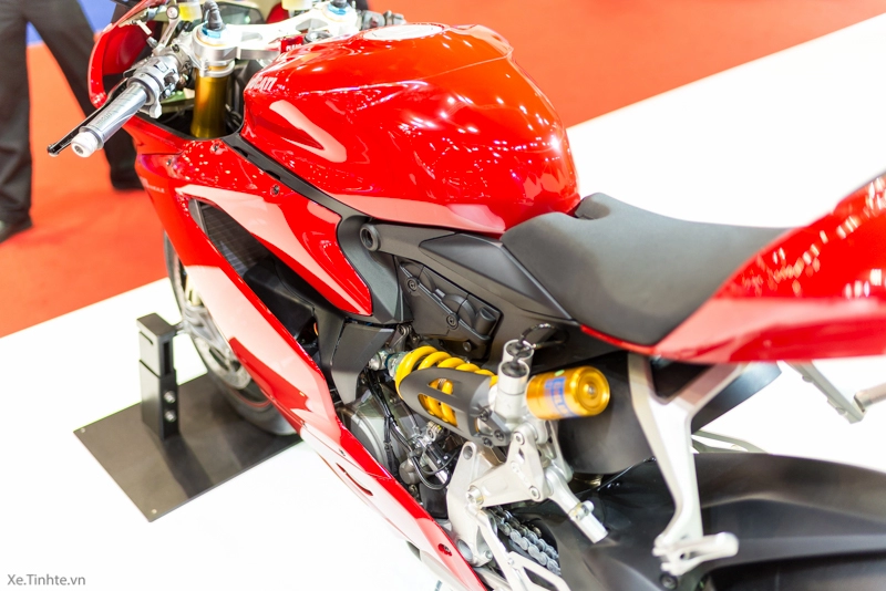 Cận cảnh ducati 1299 panigale s tại bangkok motor show 2015