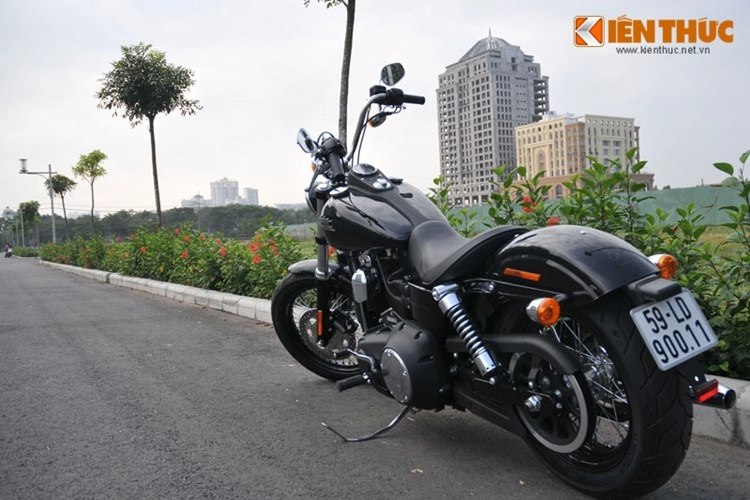 Harley davidson street bob - thời trang cổ điển tại đất việt