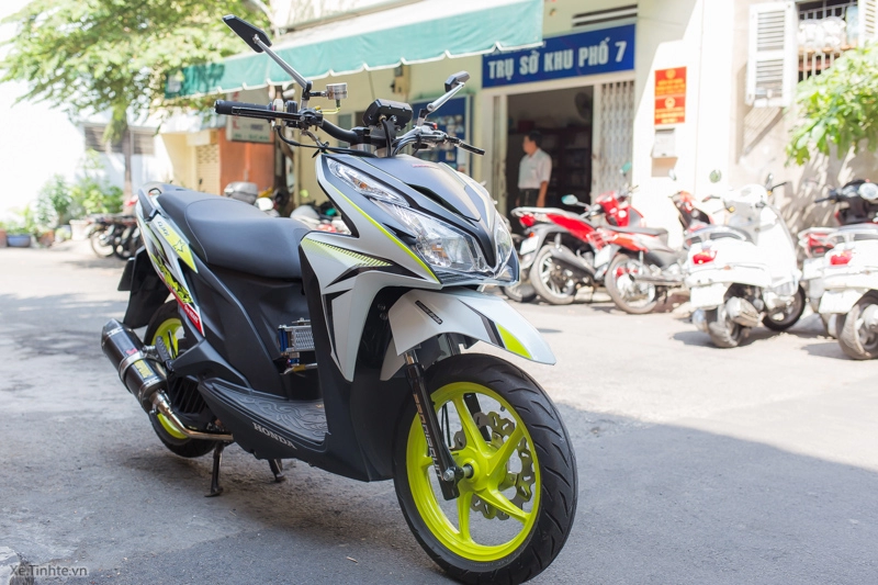 Honda click 125i thái độ nội công với nhiều đồ chơi từ takegawa