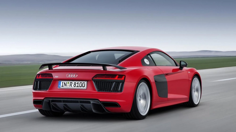 vén màn thế hệ thứ 2 của siêu xe audi r8 2015