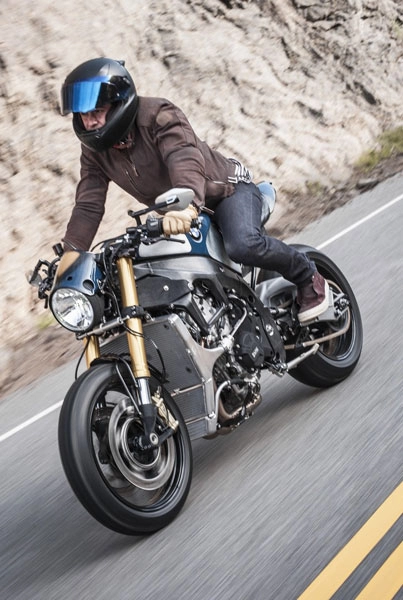 Bmw s1000r độ độc nhất vô nhị của tài tử orlando bloom