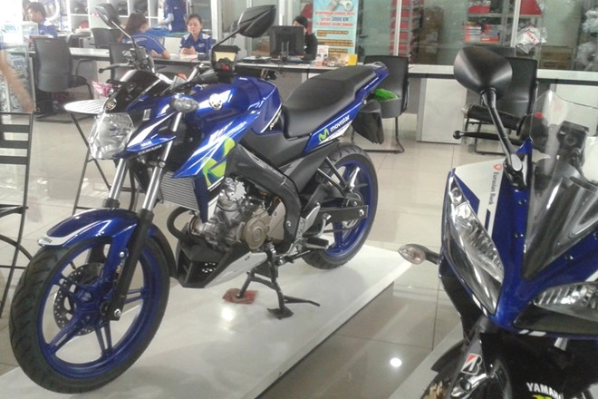 Cận cảnh yamaha v-ixion movistar 2015 vừa ra mắt