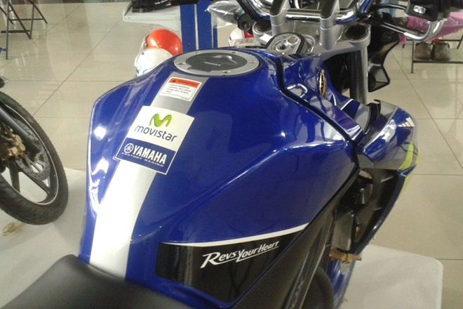 Cận cảnh yamaha v-ixion movistar 2015 vừa ra mắt