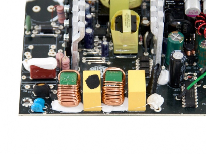 Đánh giá bộ nguồn cooler master g550m p1