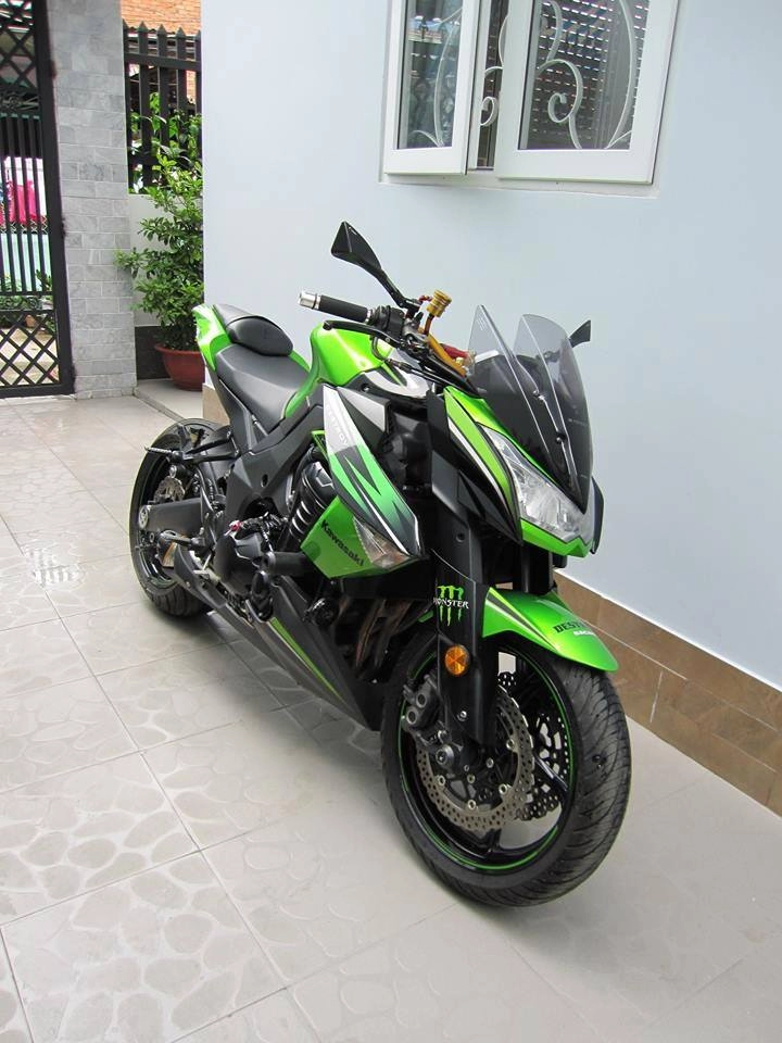 Kawasaki z1000 độ đầy phong cách của biker việt