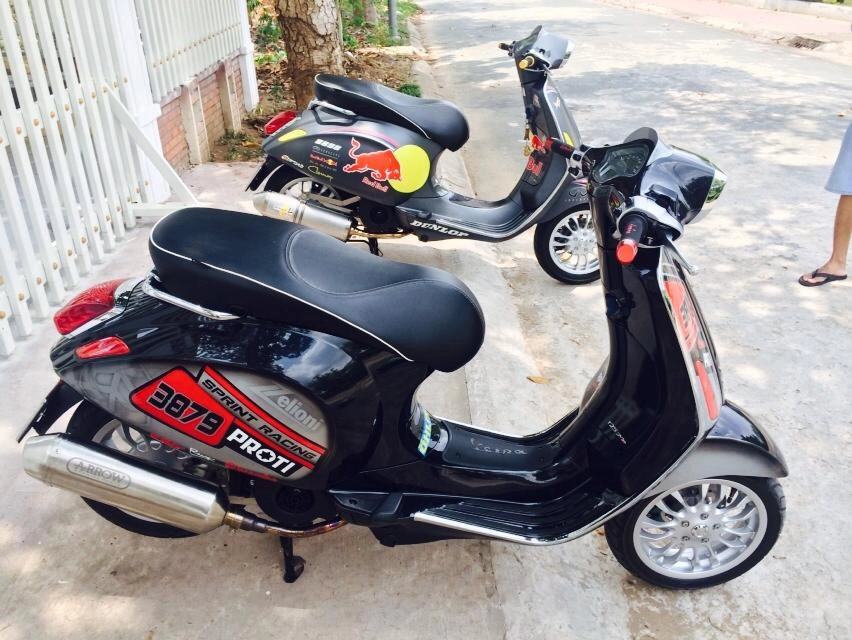 Cặp đôi vespa sprint độ phong cách tại tiền giang