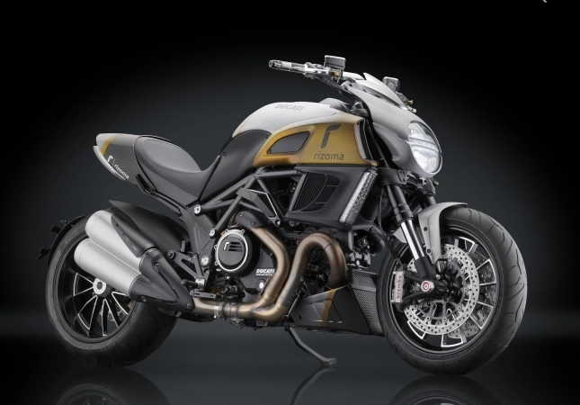 Ducati diavel độ full option đồ chơi rizoma