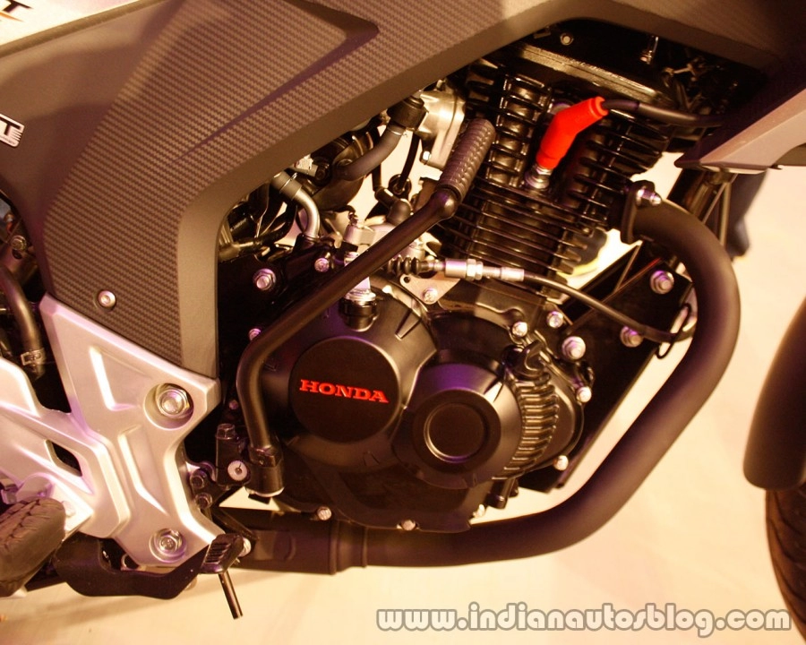 Honda cb hornet 160r ra mắt tại ấn độ