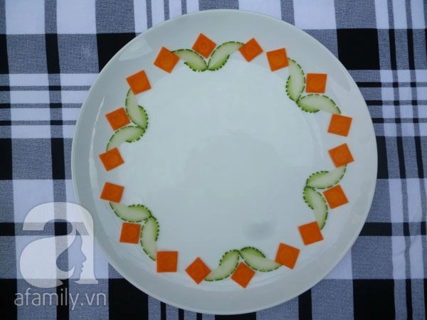 2 cách cắt dưa leo cà rốt tạo 5 kiểu trang trí đĩa ăn cực đẹp