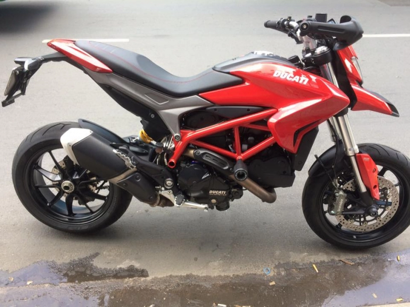 Bán ducati hypermotar 821 2015 xe mới như thùng xe nguyên zin