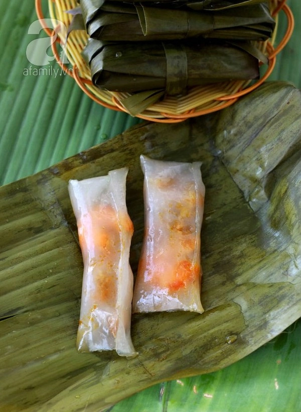 Bánh bột lọc lá Bánh bột lọc gói lá chuối - vị ngon khó cưỡng