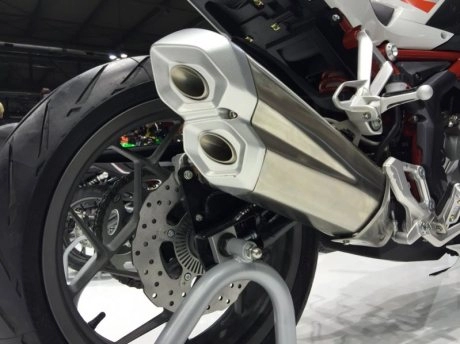 Benelli bất ngờ tung ra dòng sportbike tornado 302