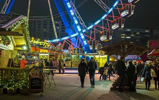 Berlin mở hội chợ giáng sinh lộng lẫy