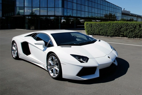 Bí ẩn cách đặt tên xe của lamborghini