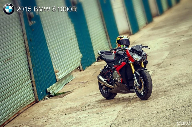 Bmw s1000r 2015 với bản độ cực chất của biker việt