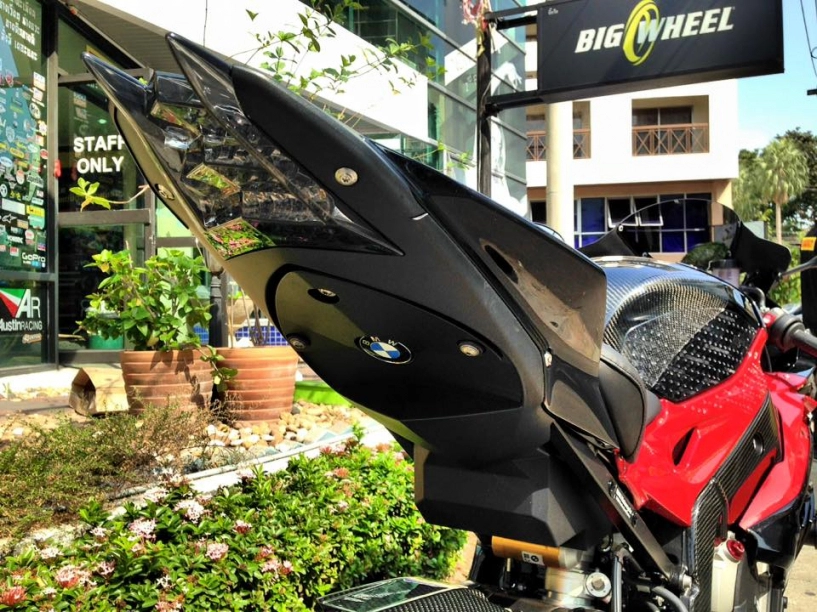 Bmw s1000rr 2015 cá tính và phong cách của dân chơi thái