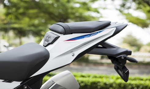 Bmw s1000rr đắt ngang ôtô ở việt nam