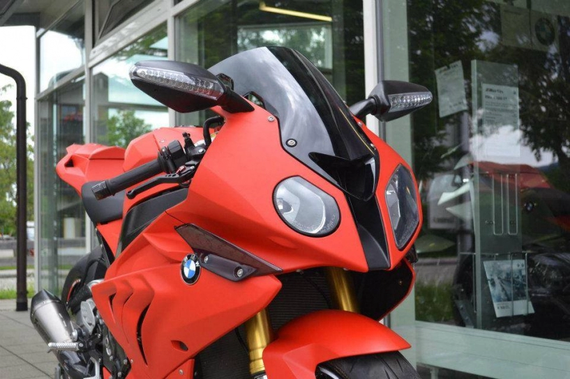 Bmw s1000rr độ đầy nổi bật với phiên bản đỏ nhám