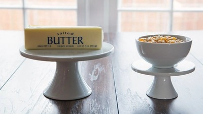 Cách làm bắp rang bơ giòn lâu không bị ỉu