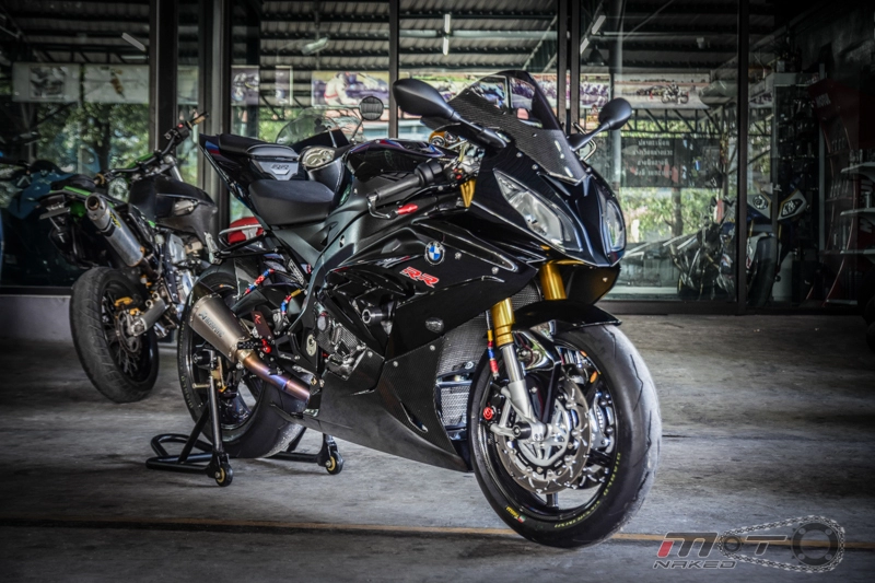 Cận cảnh bmw s1000rr 2015 độ khủng với phiên bản black step racing performance