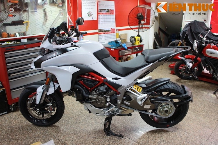 Cận cảnh ducati multistrada 2015 đầu tiên tại việt nam