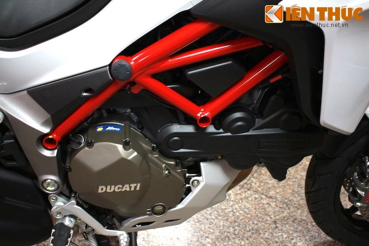 Cận cảnh ducati multistrada 2015 đầu tiên tại việt nam