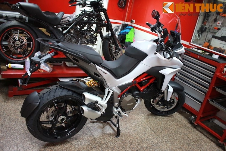 Cận cảnh ducati multistrada 2015 đầu tiên tại việt nam