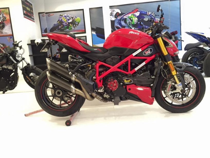 Ngắm chiếc ducati streetfighter s đã độ thêm 10 ngàn đô