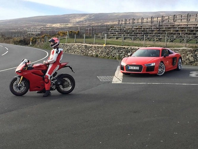 Ducati 1299 panigale test max speed trên phố