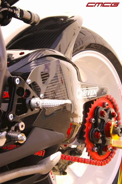 Ducati 848 evo mạnh mẽ trong bộ áo mới