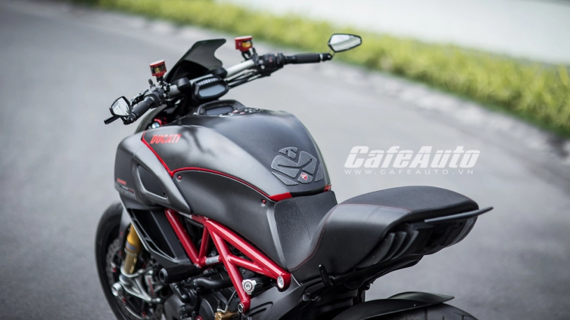 Ducati diavel carbon độ cực ngầu tại việt nam