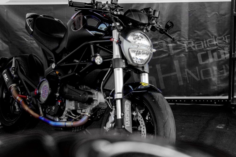 Ducati monster 796 mạnh mẽ tại vmf 2015