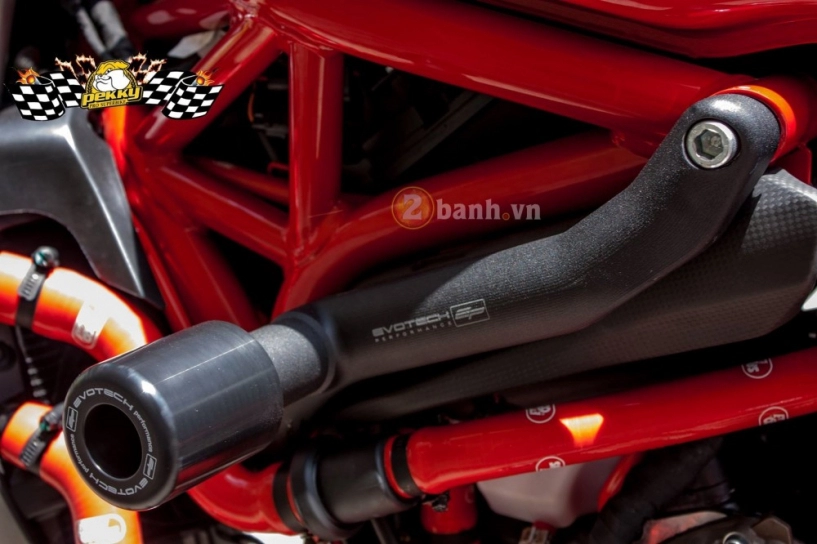 Ducati monster 821 đầu tiên độ cực khủng trên đất thái