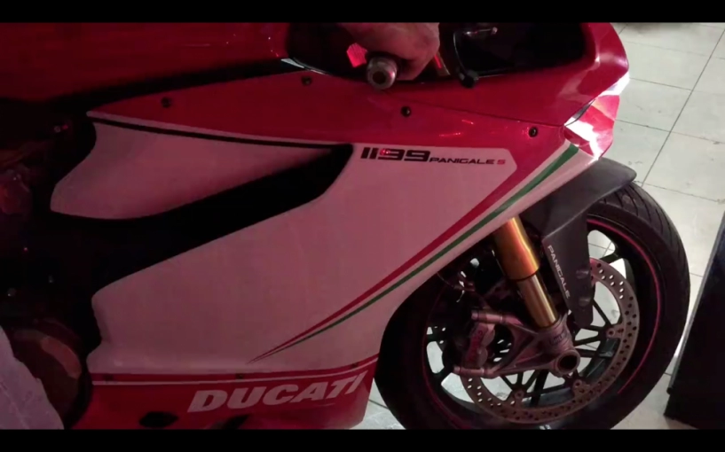 Ducati panigale 1199 test pô austin racing âm thanh khủng khiếp